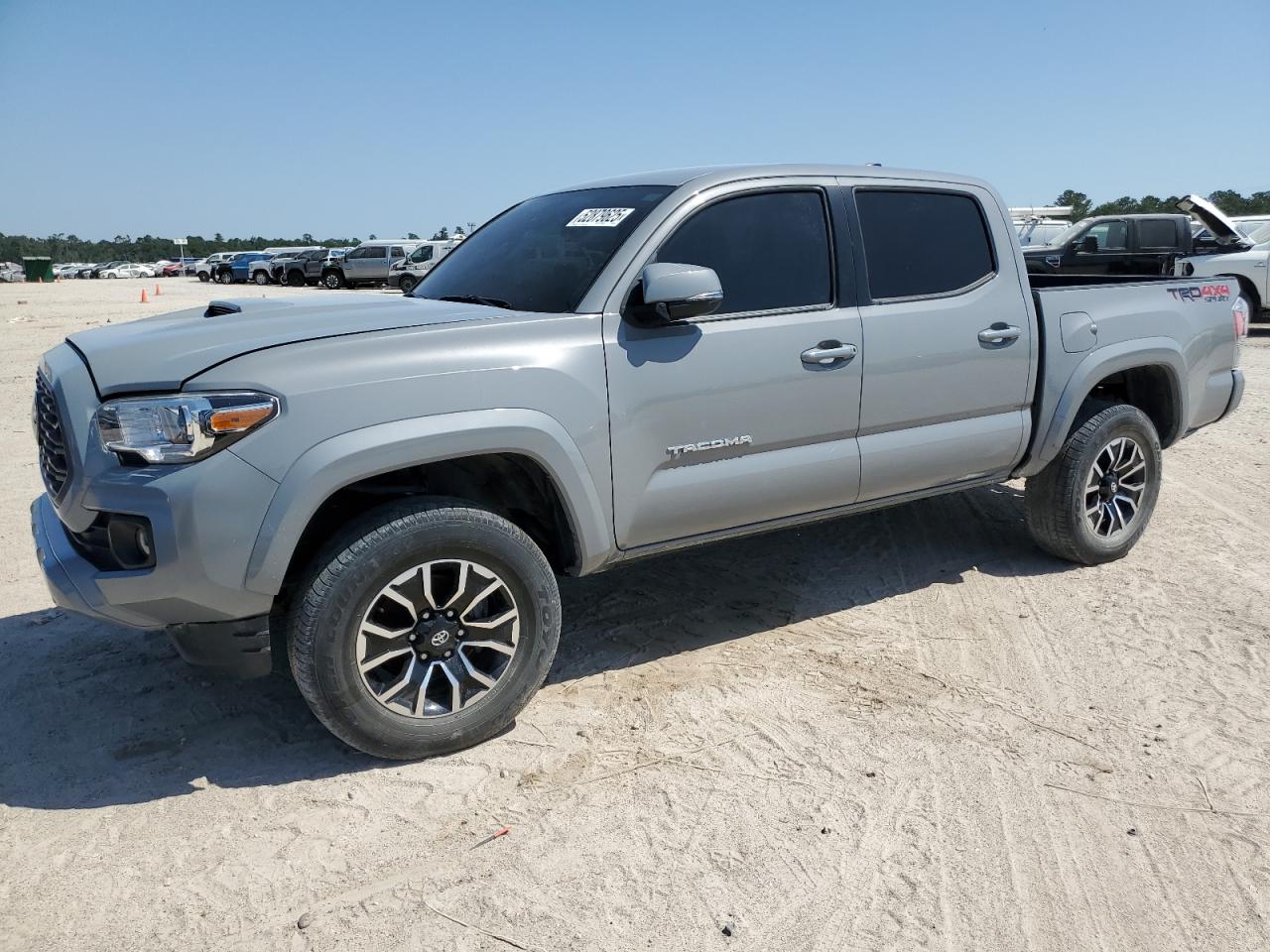 TOYOTA TACOMA DOU 2021
