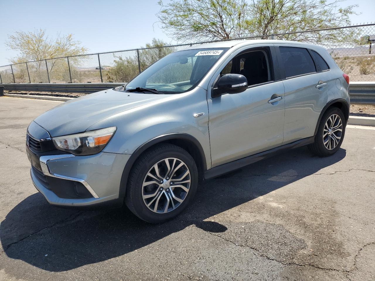 MITSUBISHI OUTLANDER 2016