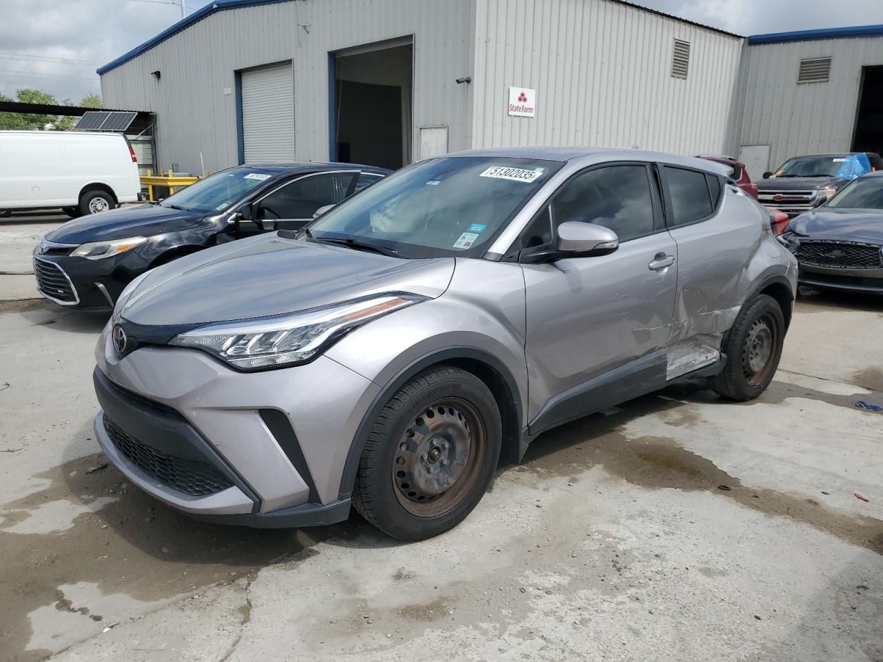 TOYOTA C-HR XLE 2020