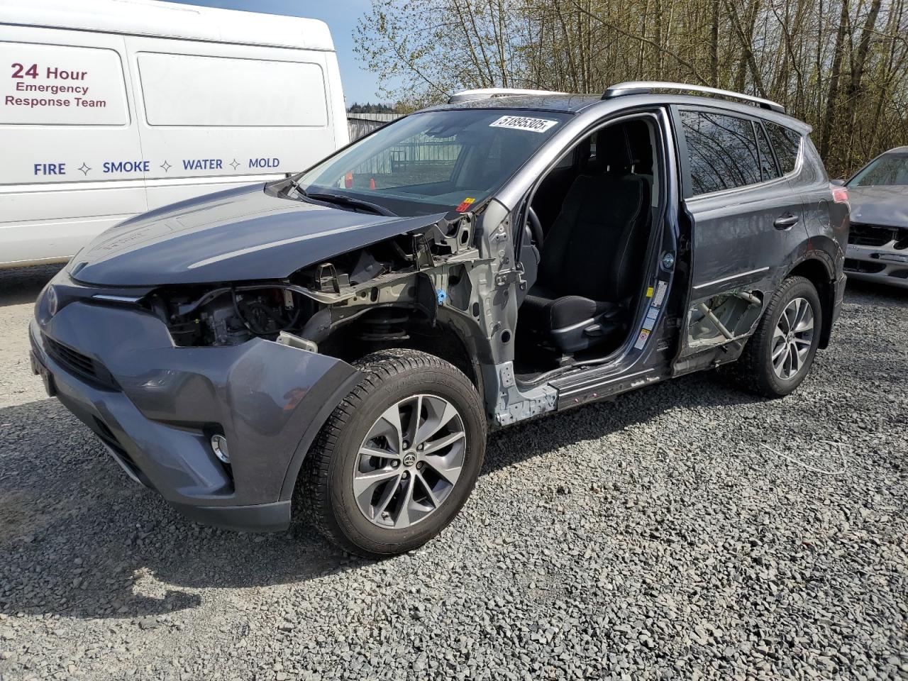 TOYOTA RAV4 HV LE 2017
