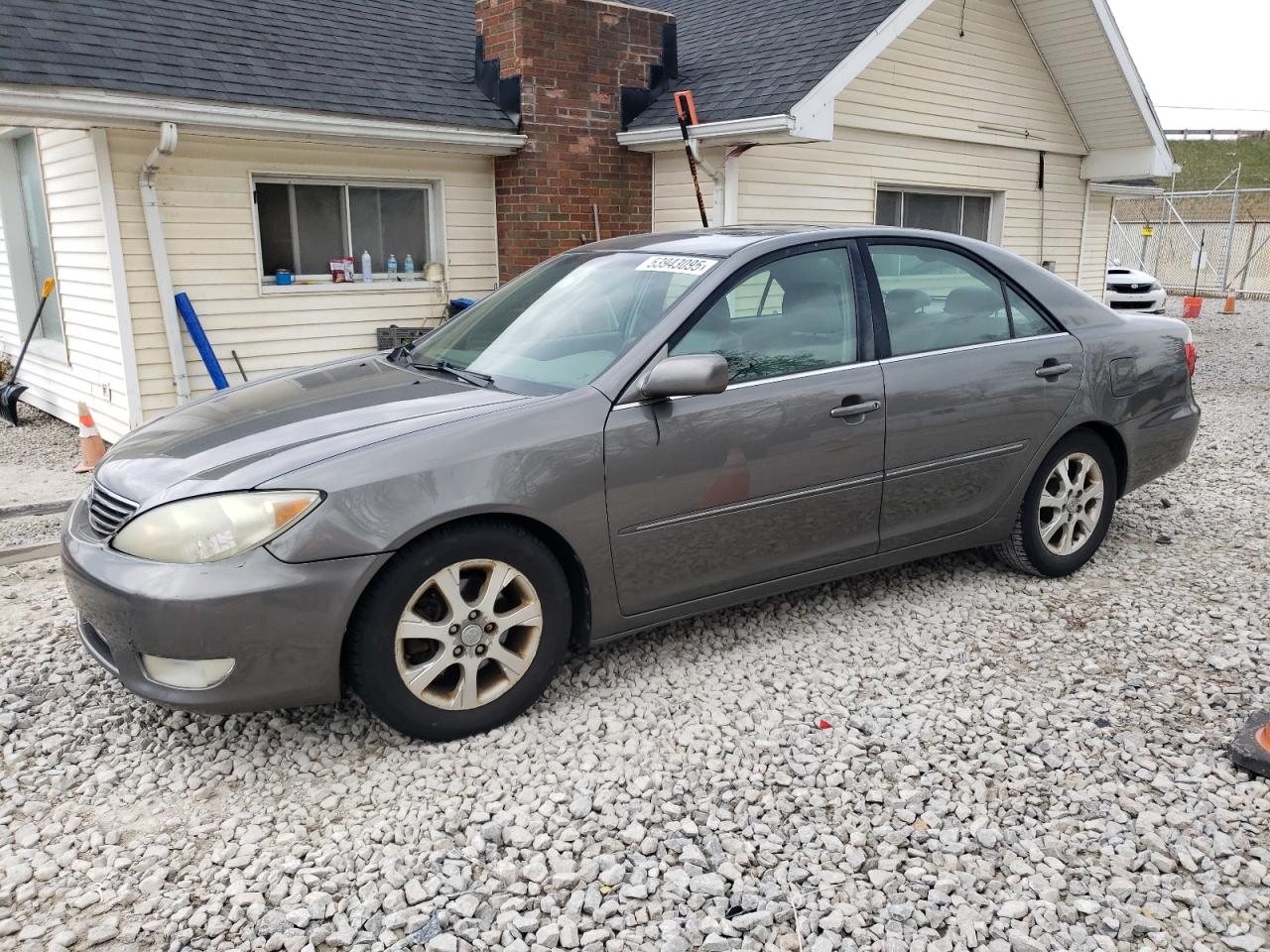TOYOTA CAMRY LE 2005