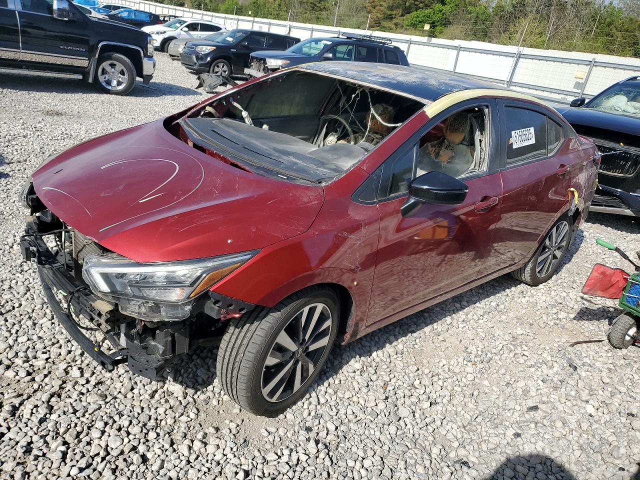 NISSAN VERSA SR 2020