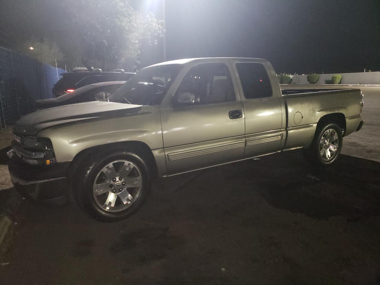 CHEVROLET SILVERADO 2000