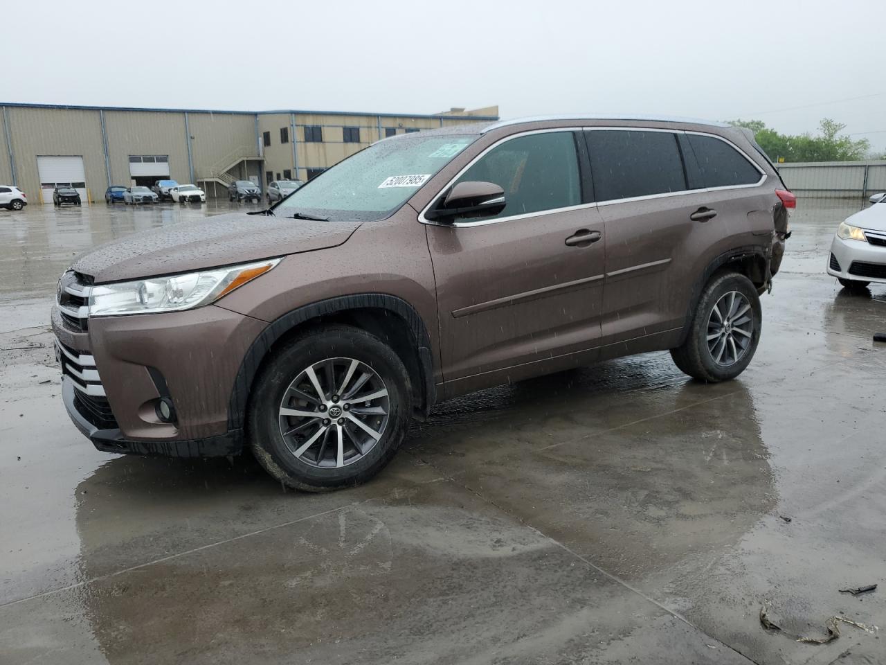 TOYOTA HIGHLANDER 2017