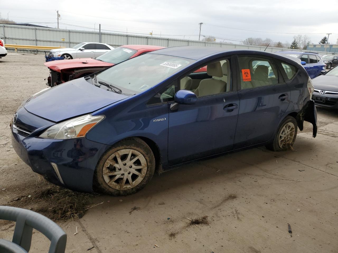 TOYOTA PRIUS V 2012