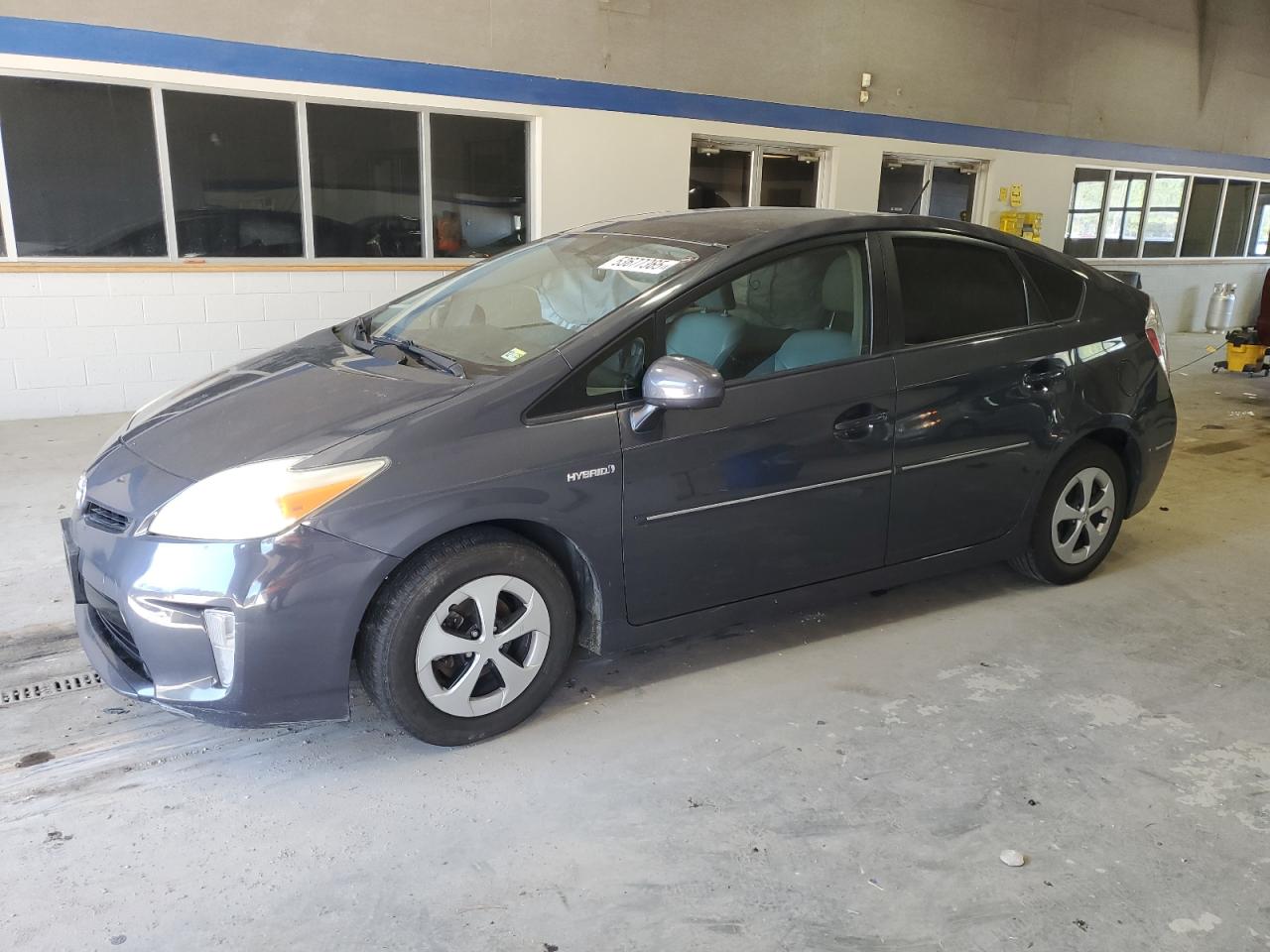 TOYOTA PRIUS 2012