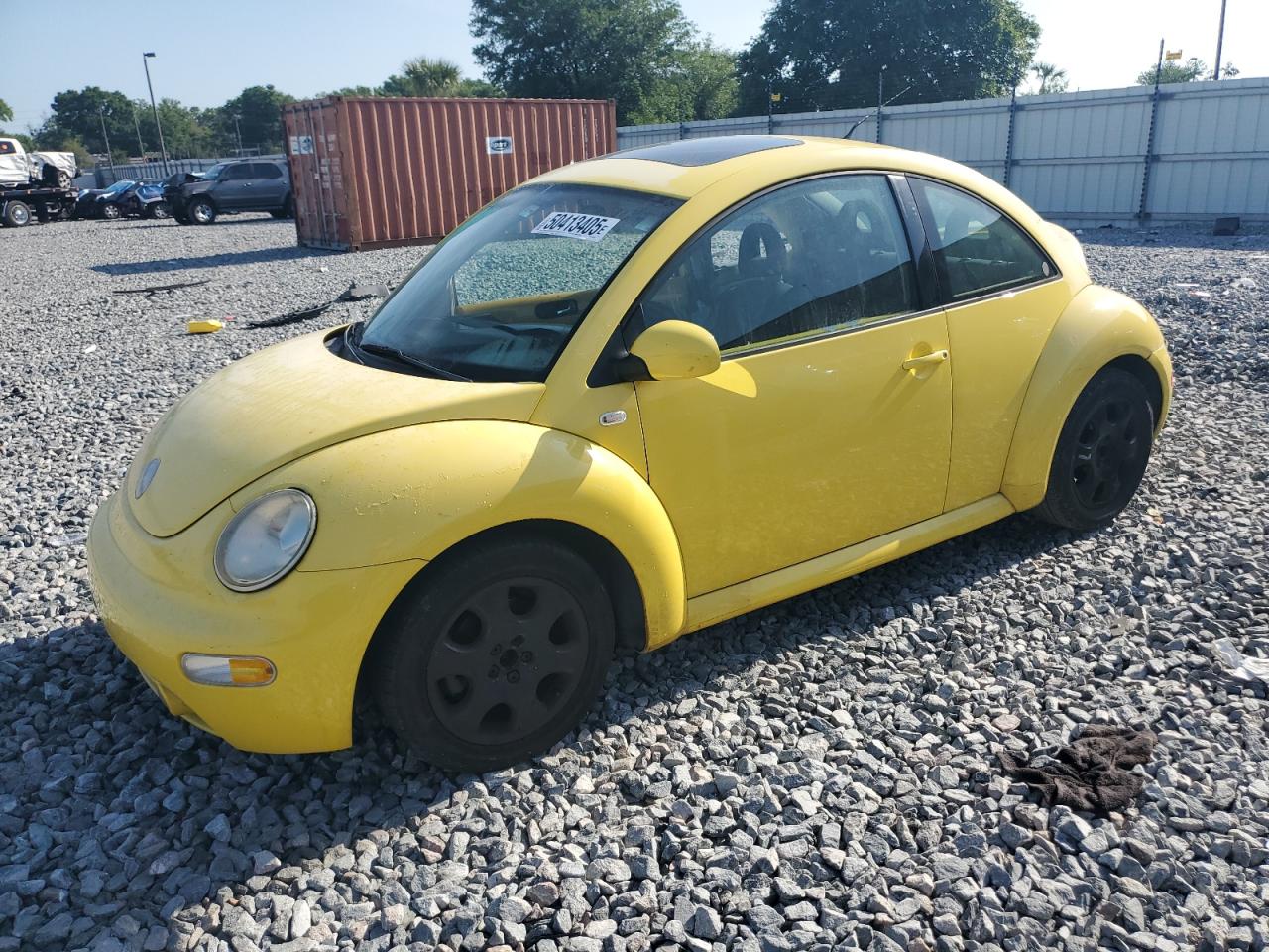 VOLKSWAGEN NEW BEETLE 2002