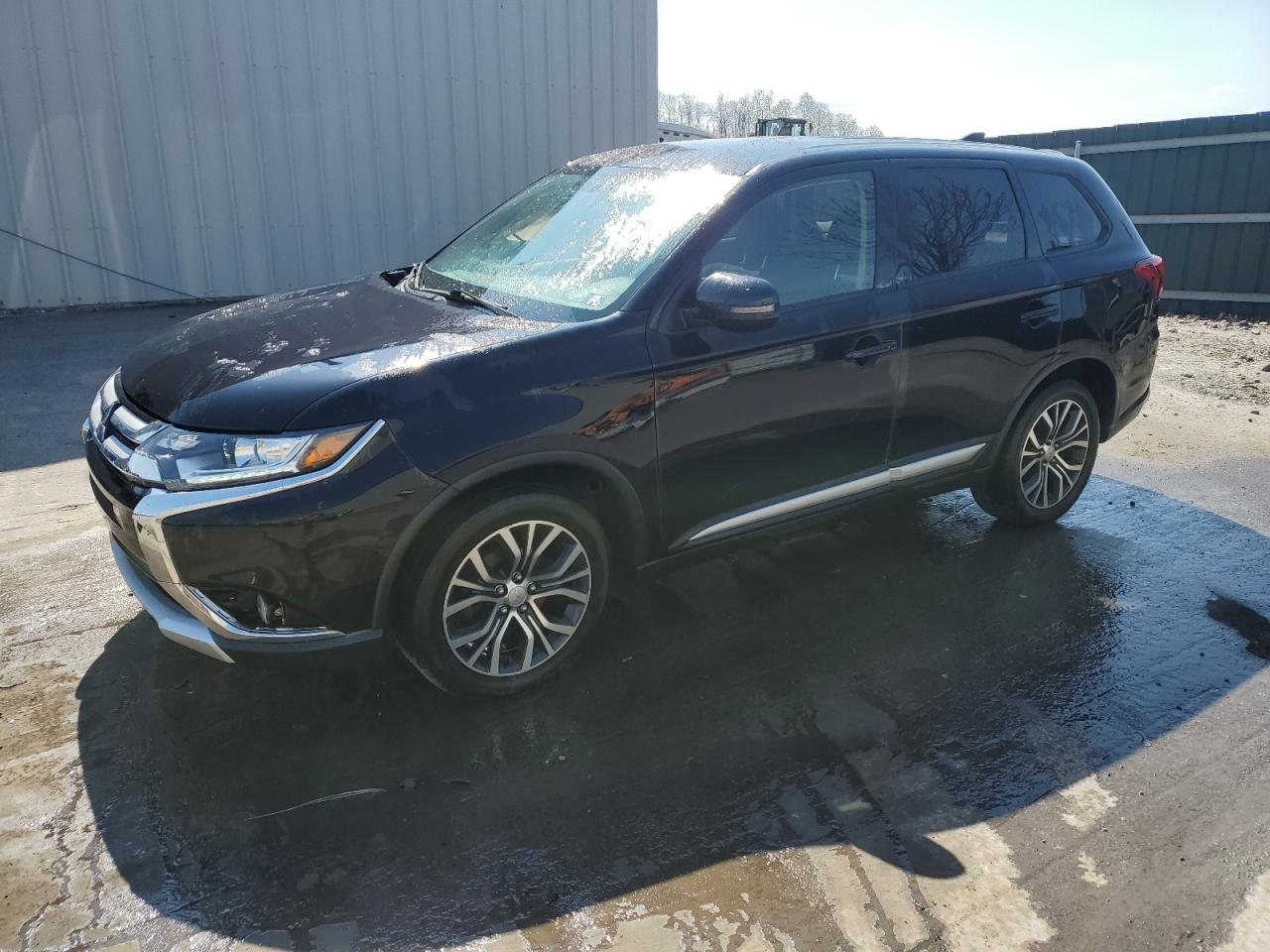 MITSUBISHI OUTLANDER 2018