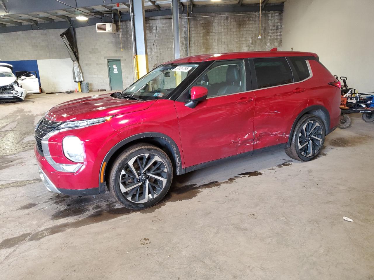 MITSUBISHI OUTLANDER 2023