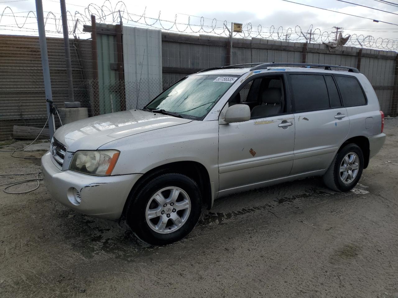 TOYOTA HIGHLANDER 2001