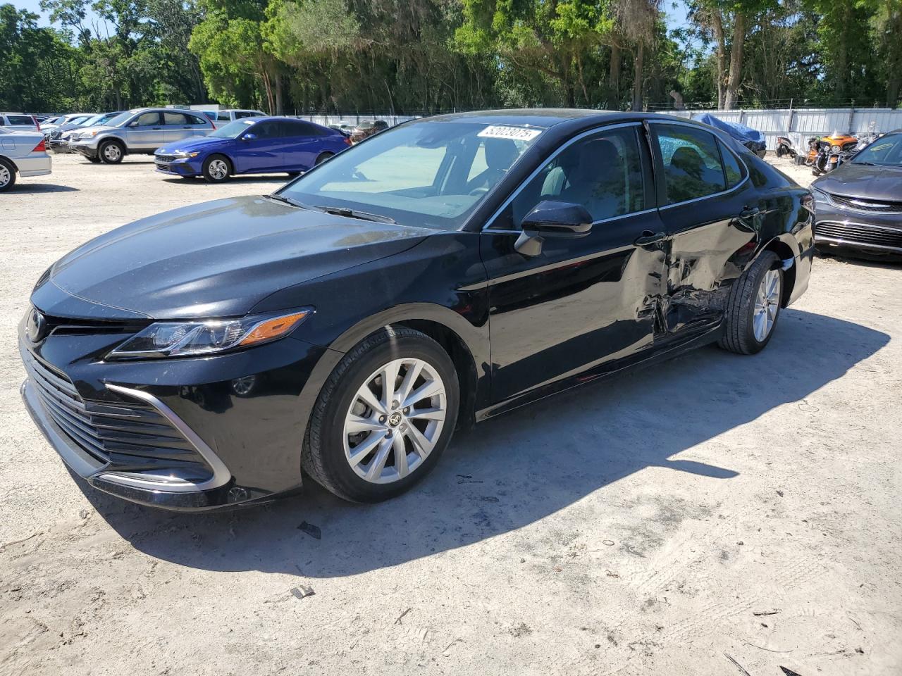 TOYOTA CAMRY LE 2022