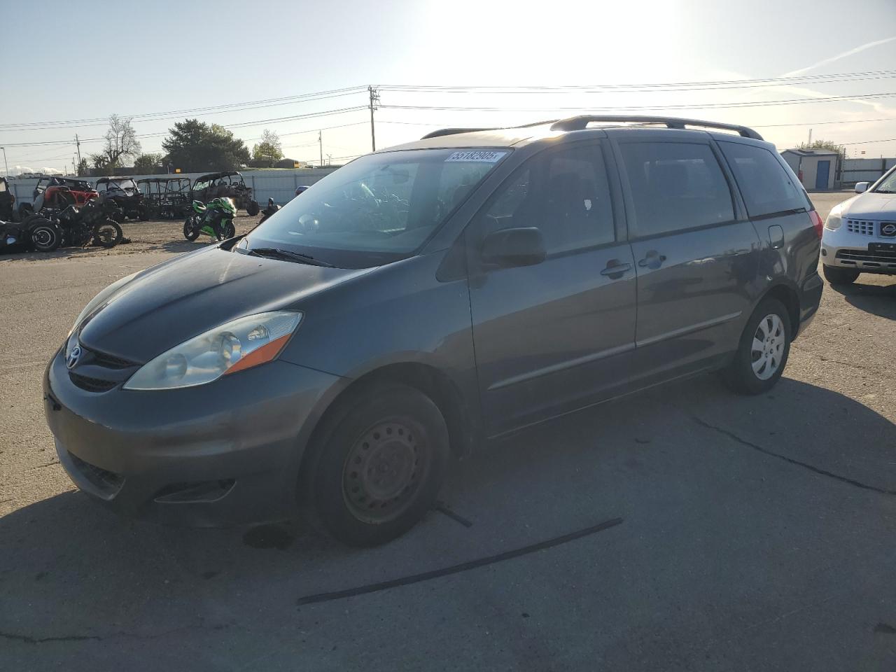 TOYOTA SIENNA CE 2006