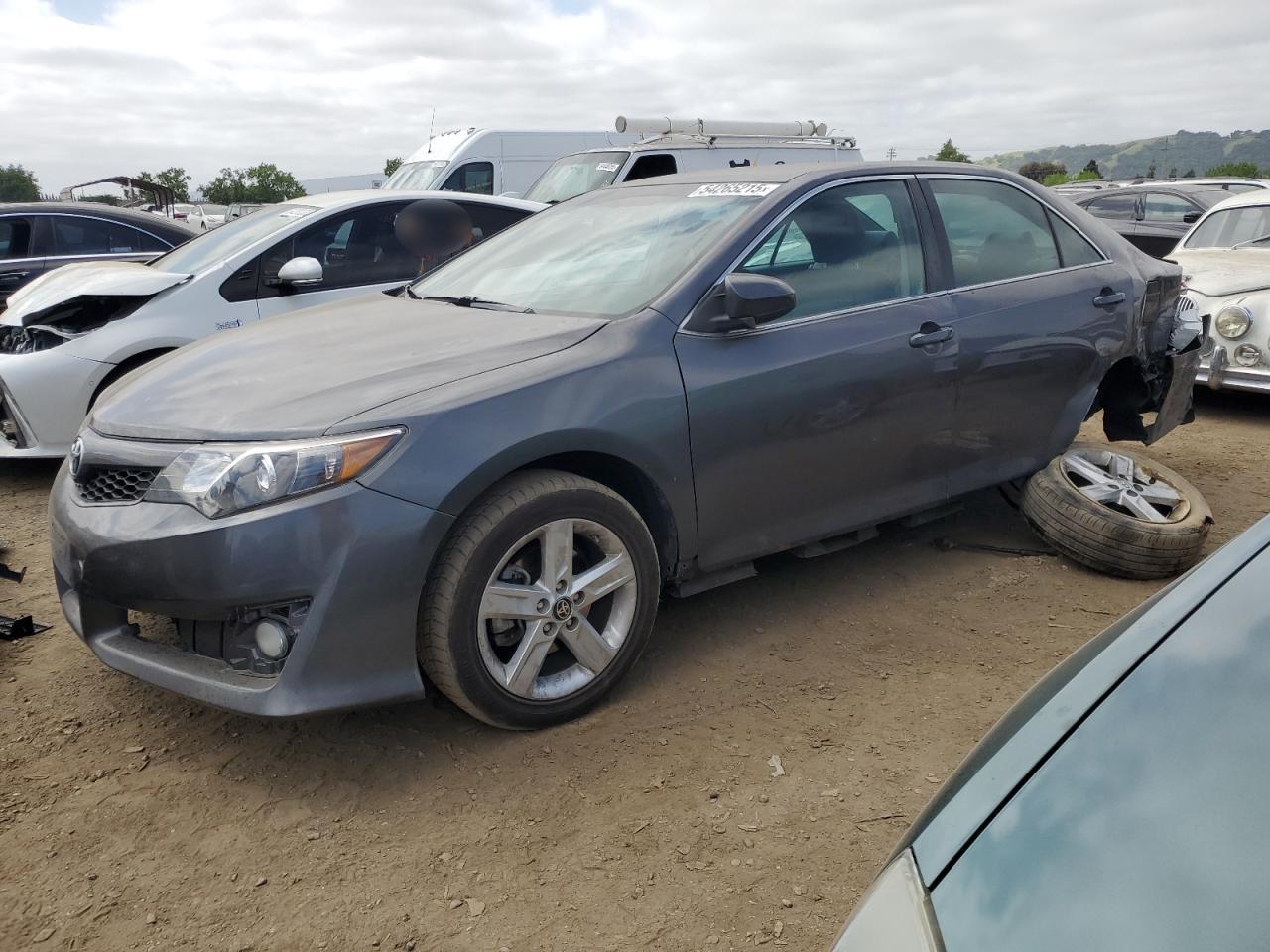 TOYOTA CAMRY L 2014