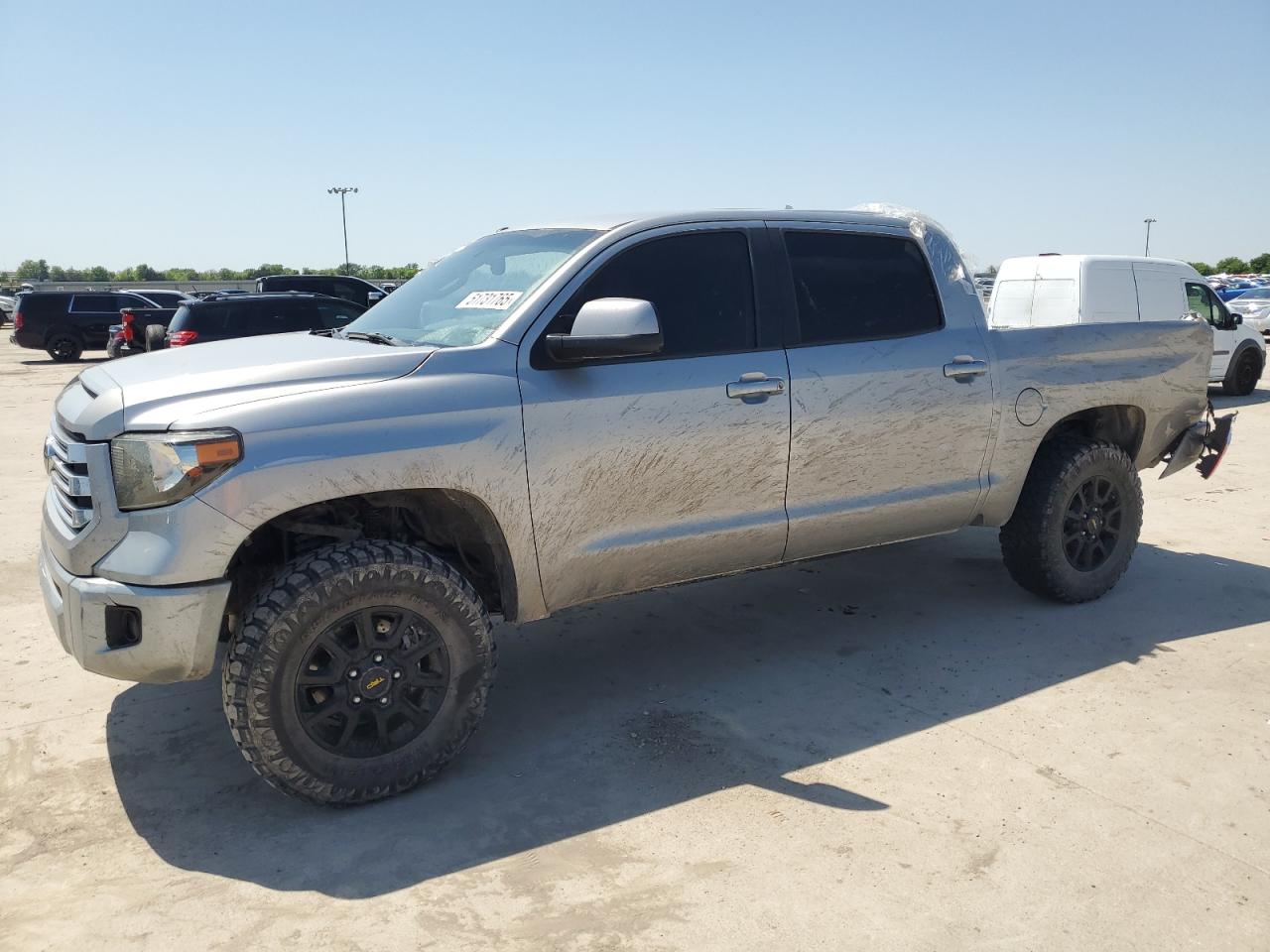 TOYOTA TUNDRA CRE 2017