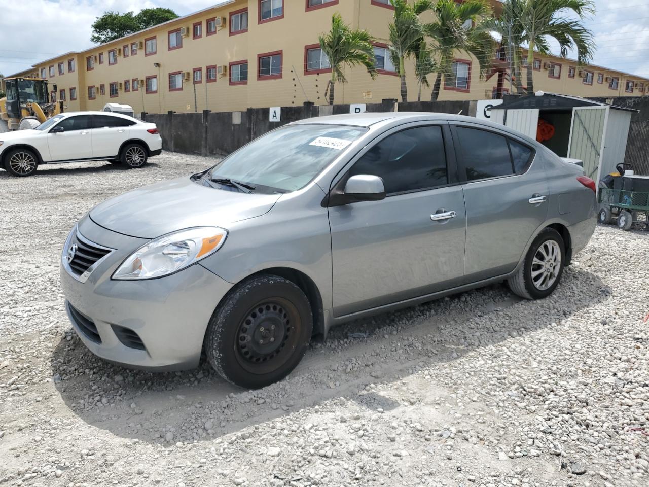 NISSAN VERSA S 2013