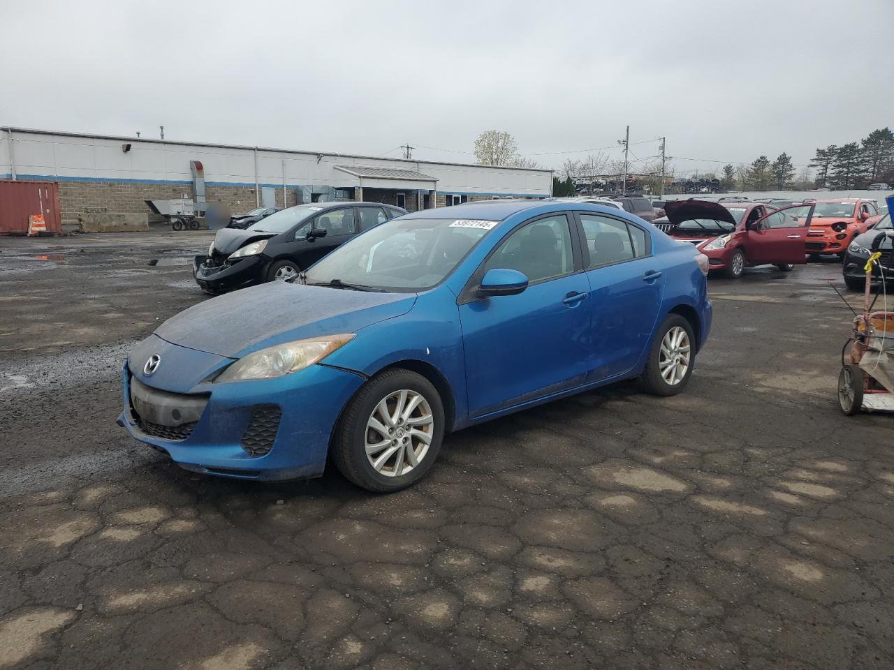 MAZDA 3 2012