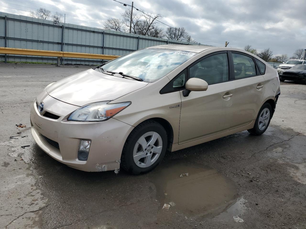 TOYOTA PRIUS 2011