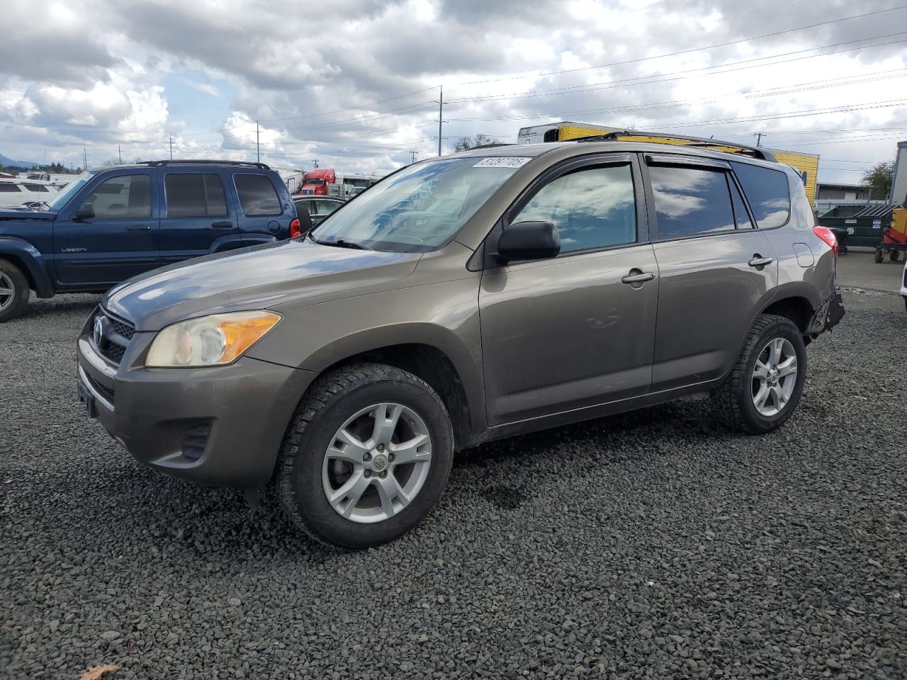 TOYOTA RAV4 2011