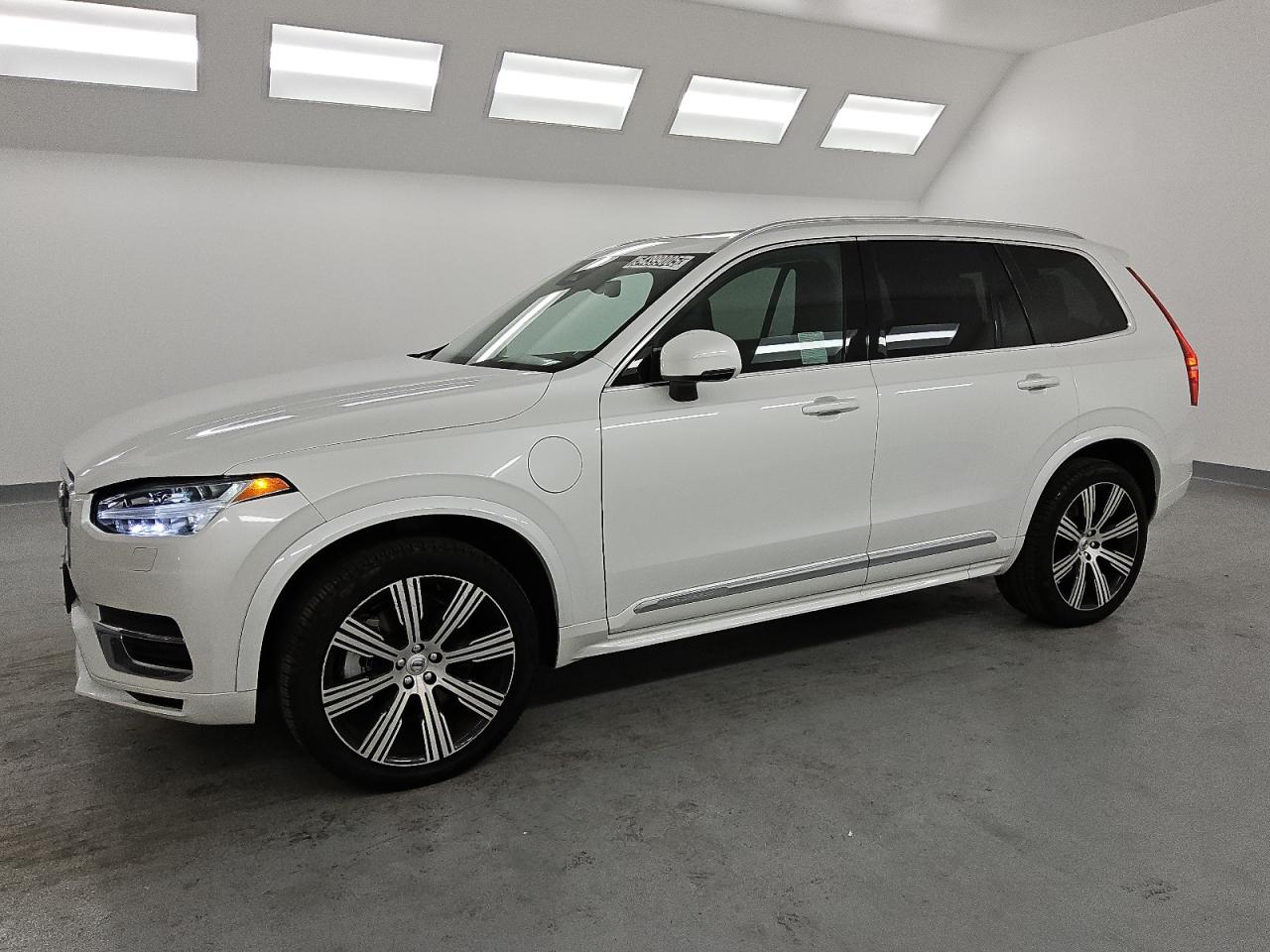 VOLVO XC90 CORE 2024