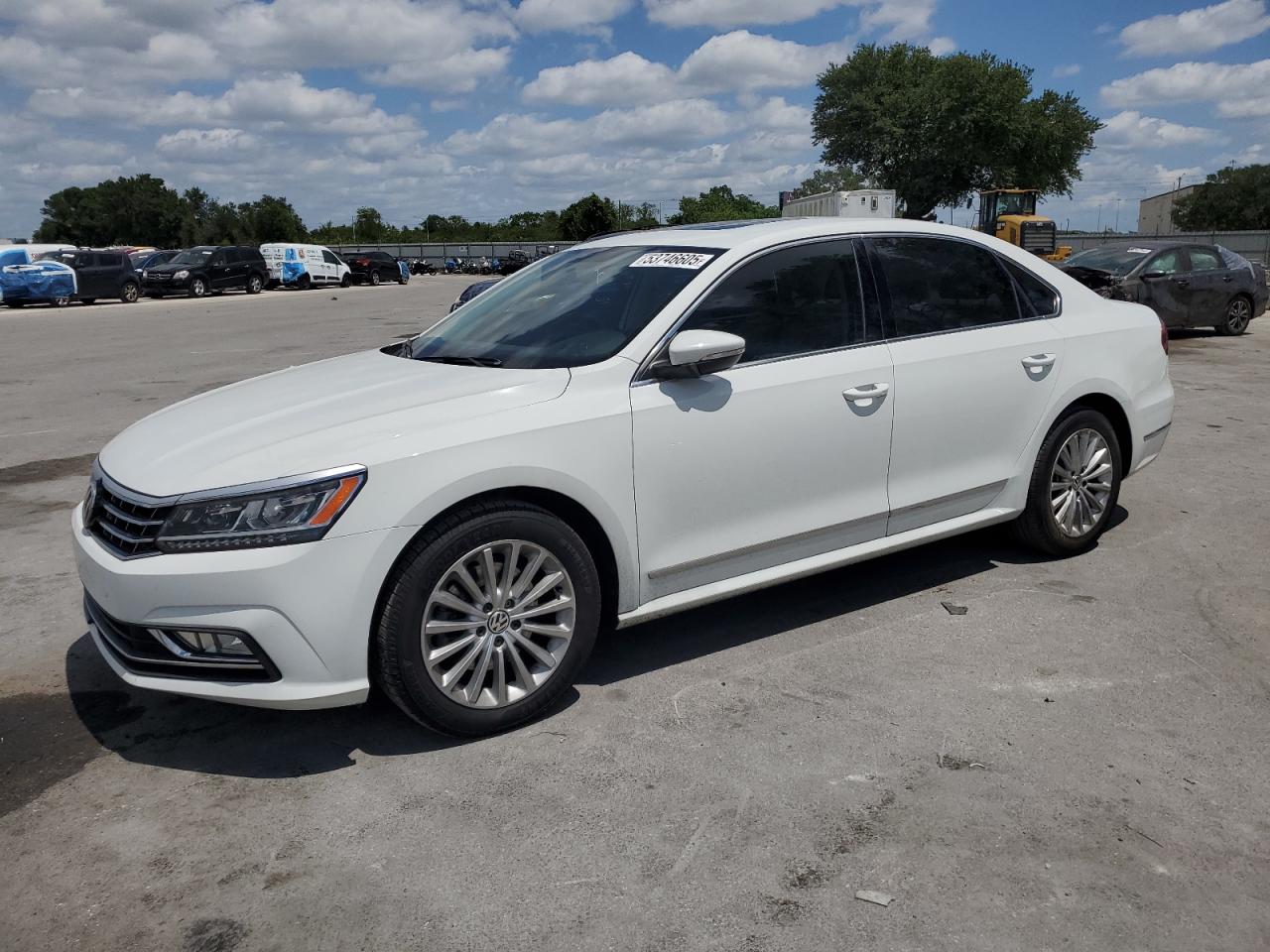 VOLKSWAGEN PASSAT SE 2017