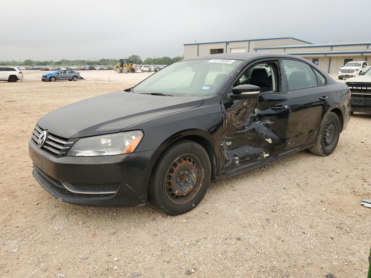 VOLKSWAGEN PASSAT S 2013