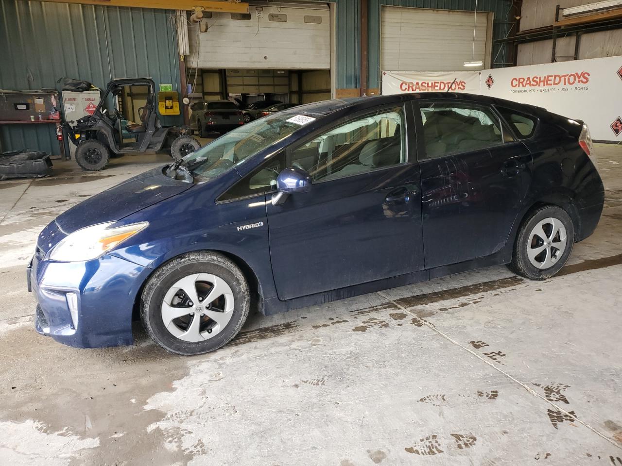 TOYOTA PRIUS 2014