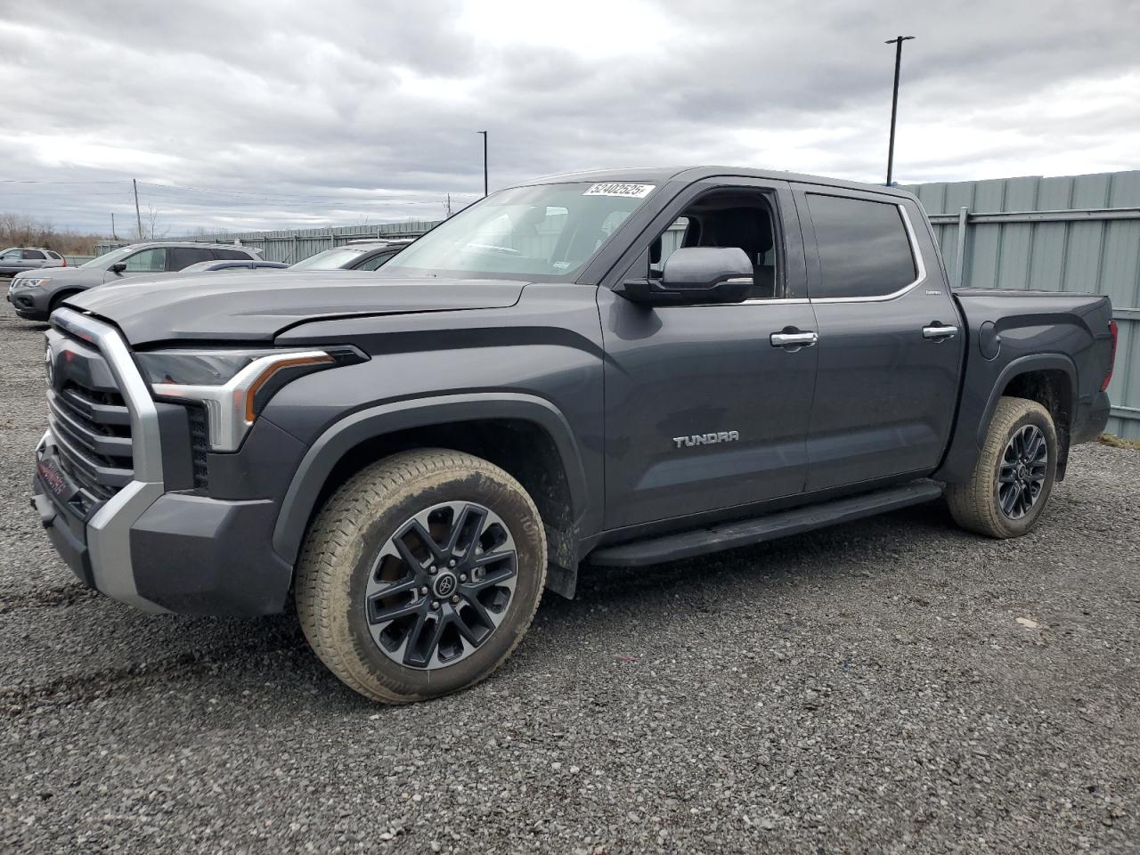 TOYOTA TUNDRA CRE 2022
