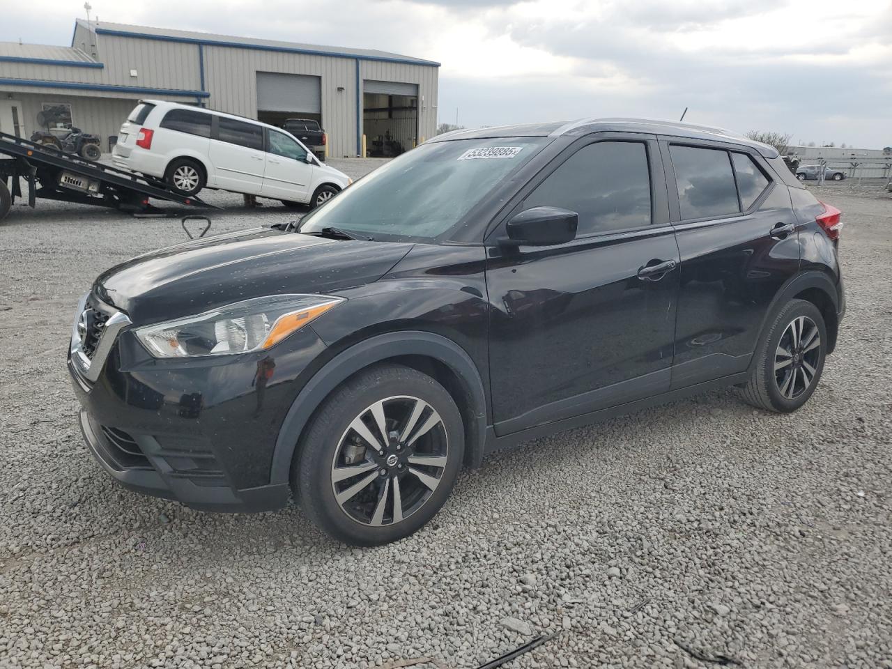 NISSAN KICKS SV 2020