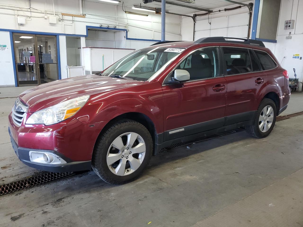 SUBARU OUTBACK 2. 2012