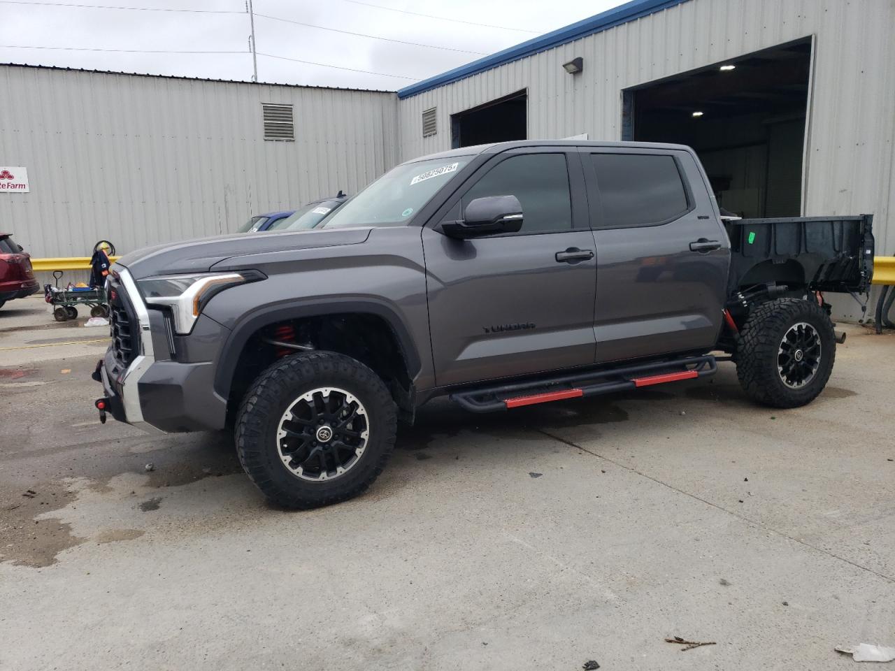 TOYOTA TUNDRA CRE 2024