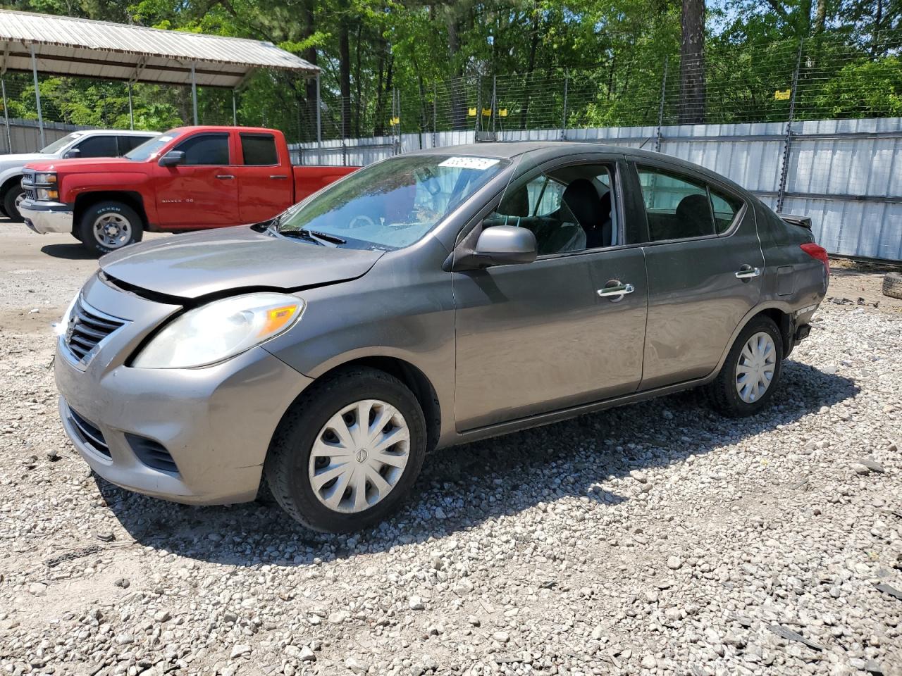 NISSAN VERSA S 2013