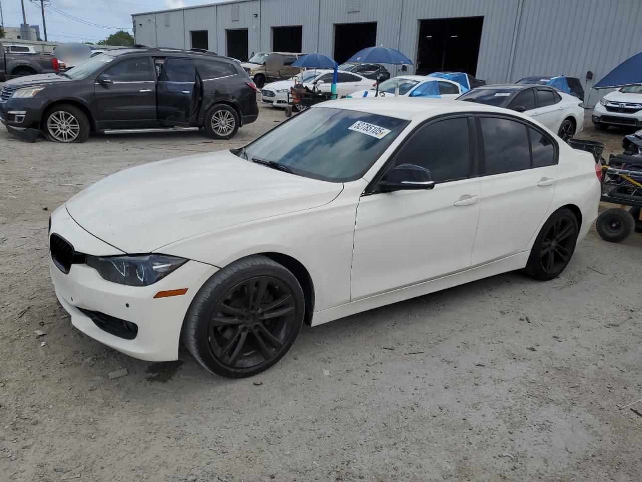 BMW 328 I 2015