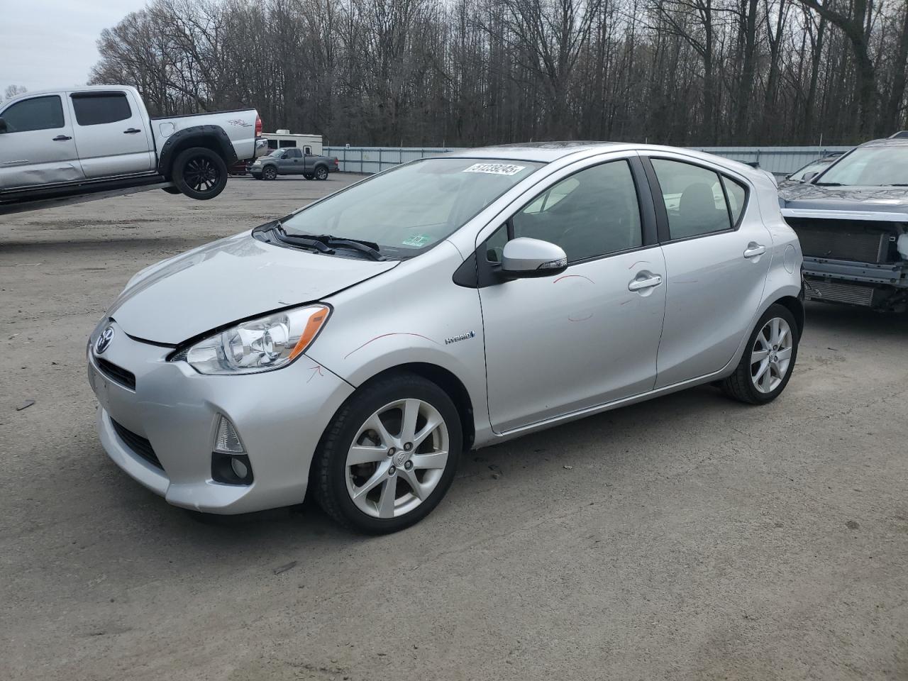 TOYOTA PRIUS C 2013