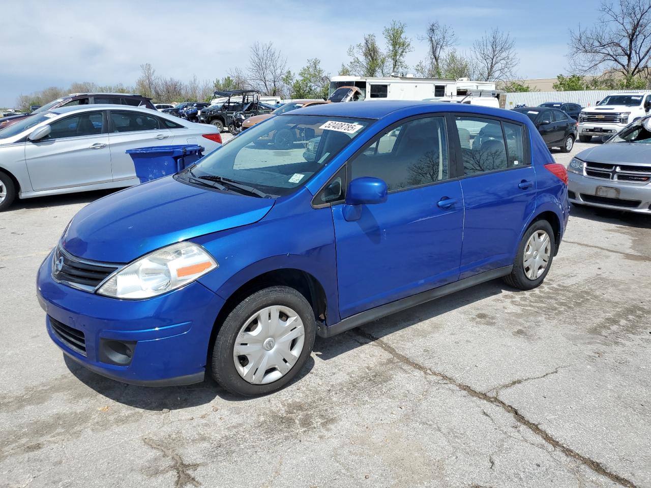 NISSAN VERSA S 2010