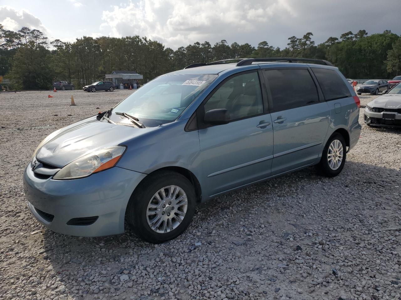 TOYOTA SIENNA CE 2009