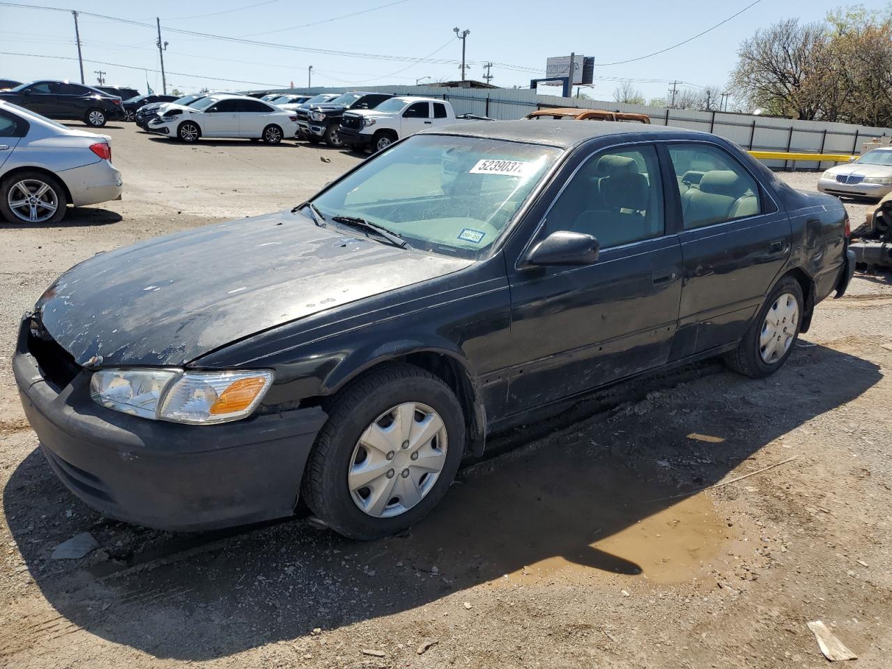 TOYOTA CAMRY CE 2001