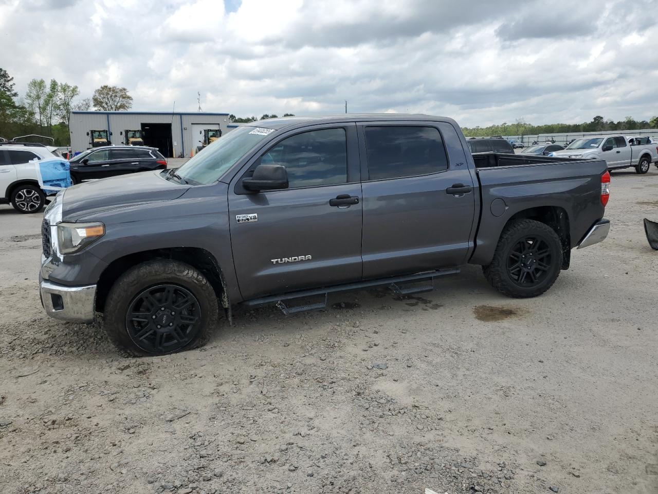 TOYOTA TUNDRA CRE 2019
