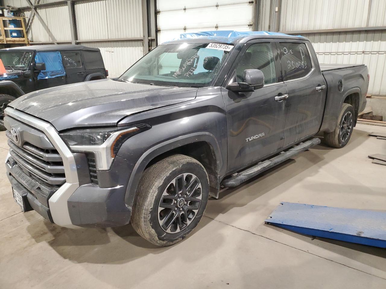 TOYOTA TUNDRA CRE 2023
