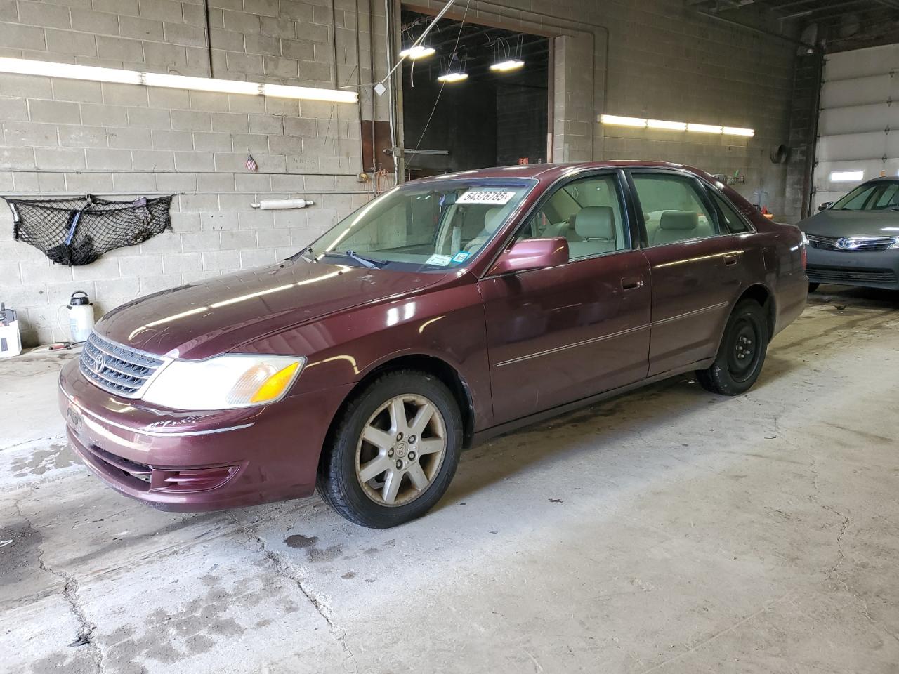 TOYOTA AVALON XL 2004