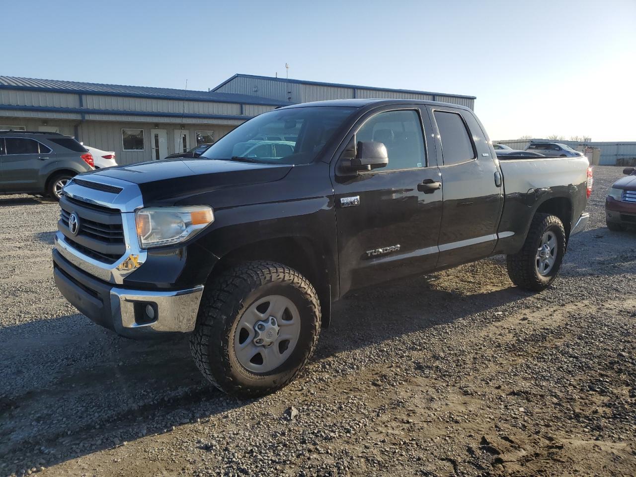 TOYOTA TUNDRA DOU 2014