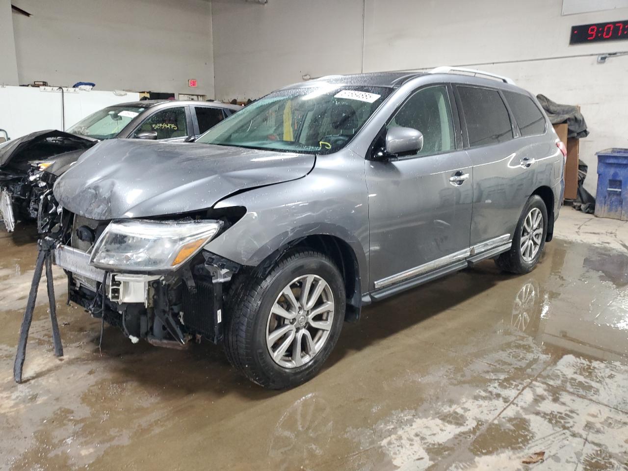 NISSAN PATHFINDER 2016