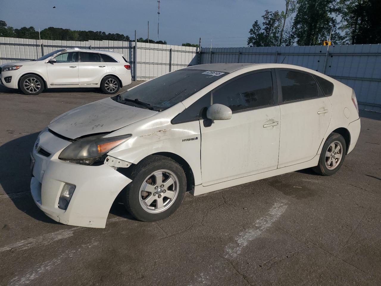 TOYOTA PRIUS 2011