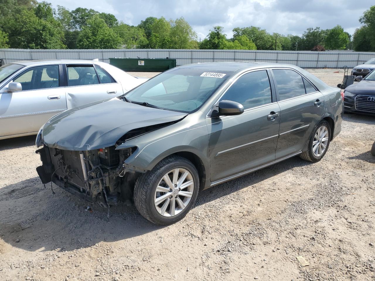 TOYOTA CAMRY L 2014