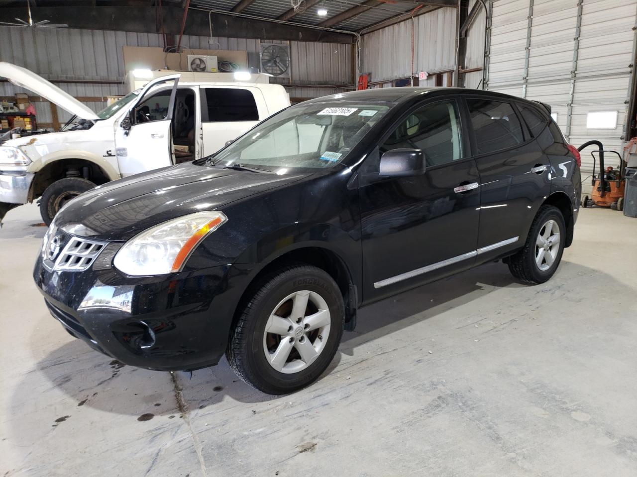 NISSAN ROGUE S 2012