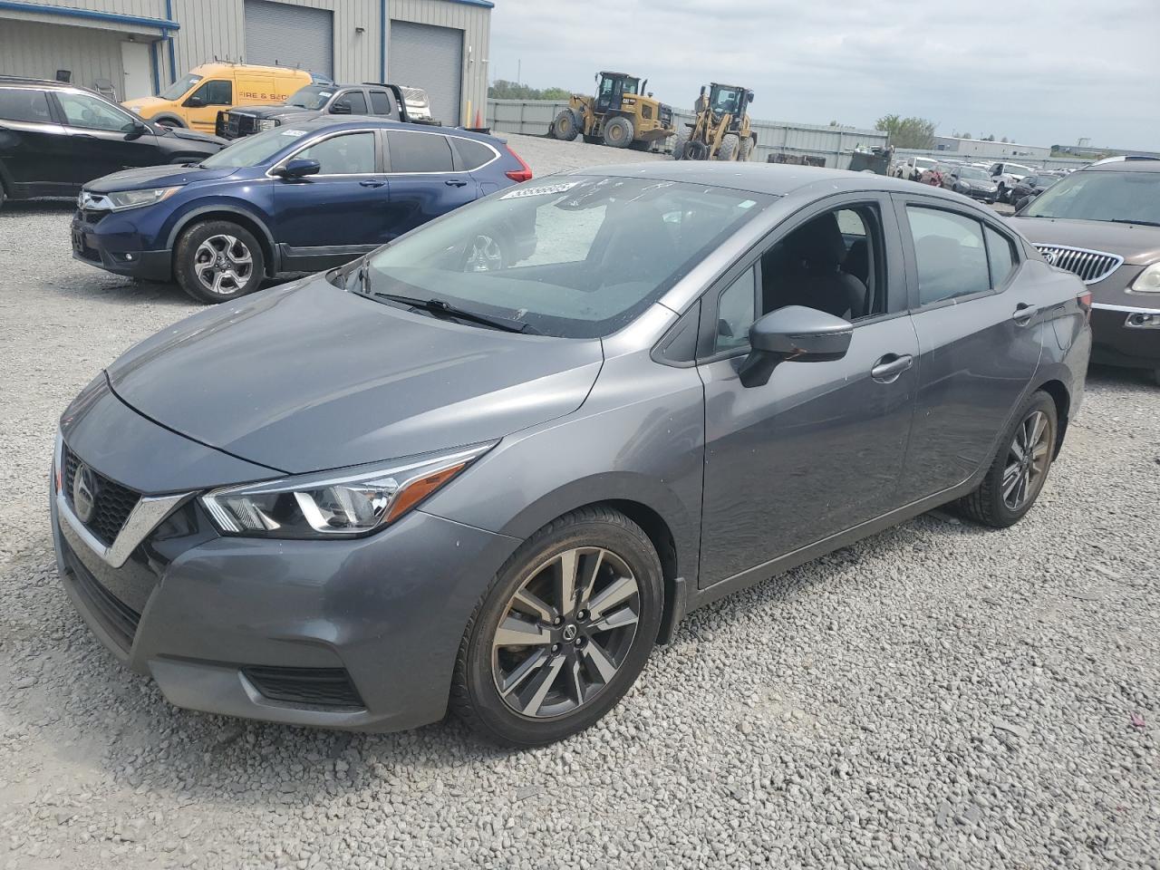NISSAN VERSA SV 2020