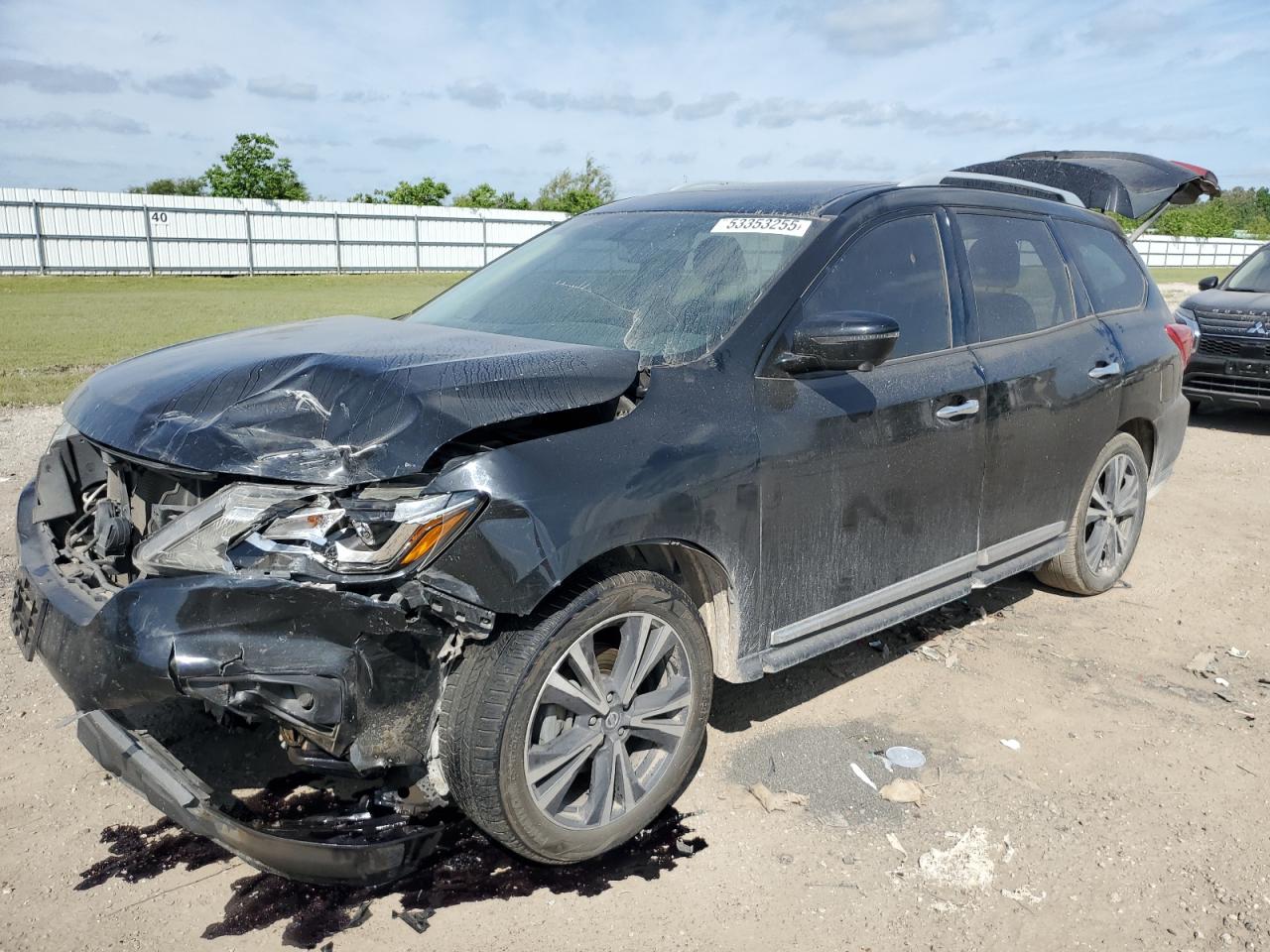 NISSAN PATHFINDER 2020