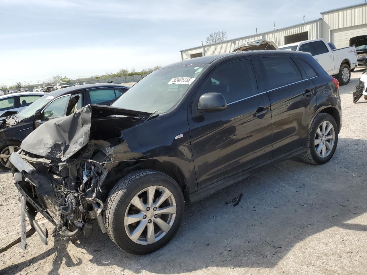 MITSUBISHI OUTLANDER 2015
