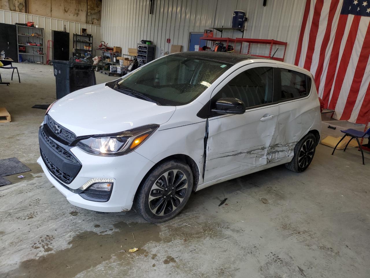 CHEVROLET SPARK 1LT 2021