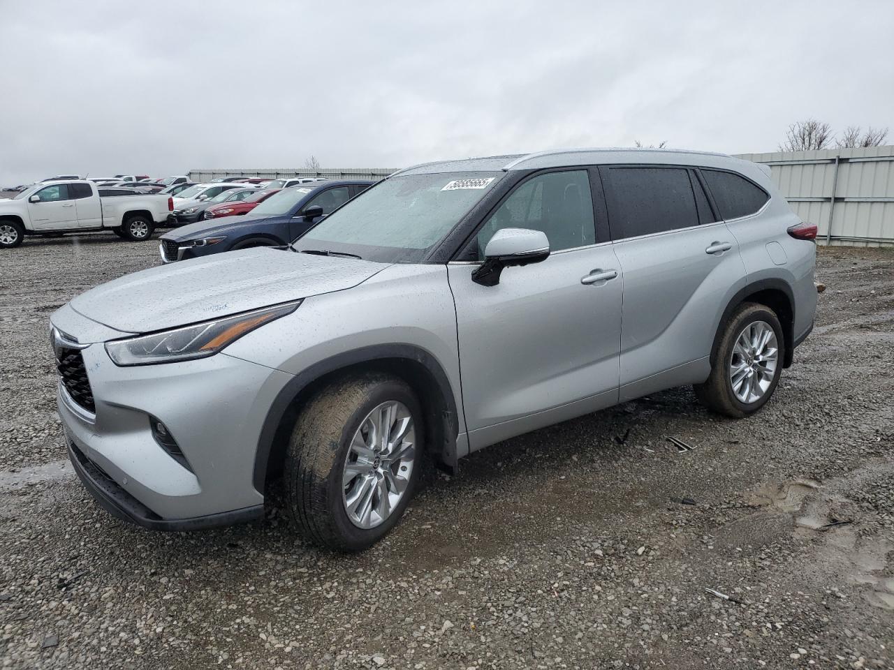 TOYOTA HIGHLANDER 2024