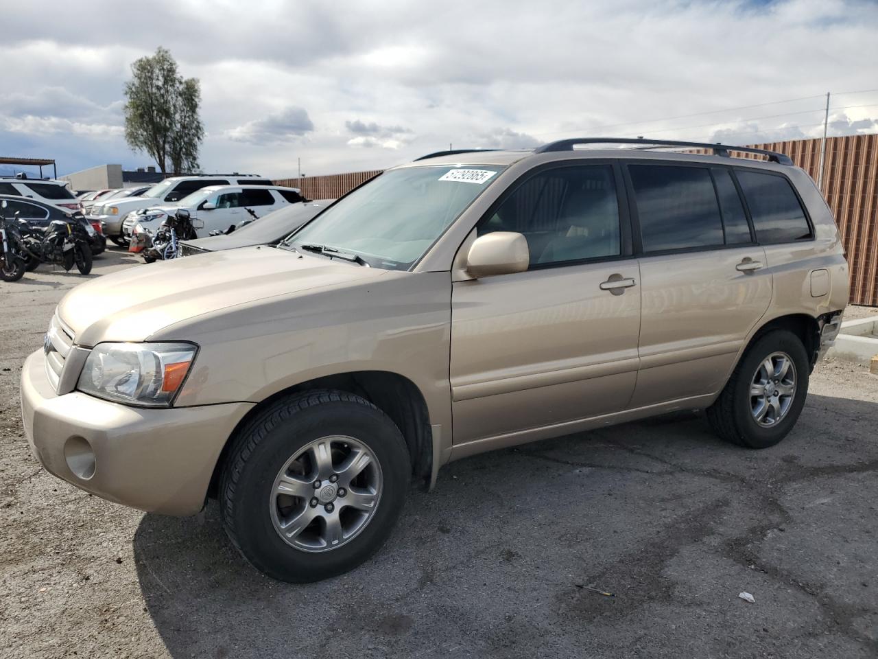 TOYOTA HIGHLANDER 2004